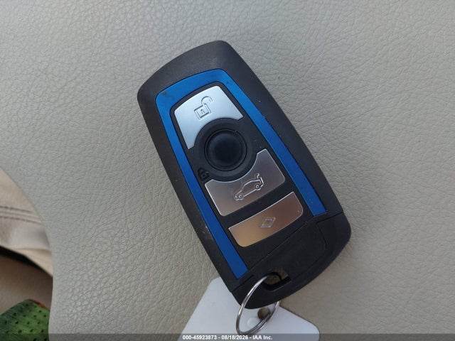 2013 Bmw 328i მანქანა იყიდება აუქციონზე, vin: WBA3A5G50DNP23104, აუქციონის ნომერი: 45923873