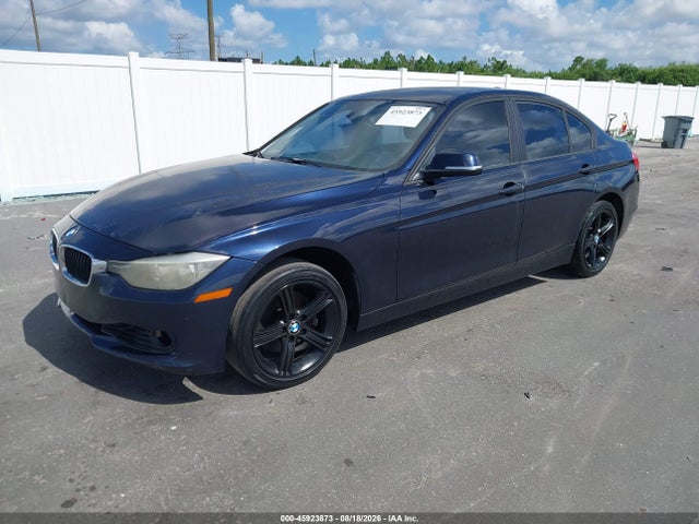 2013 Bmw 328i მანქანა იყიდება აუქციონზე, vin: WBA3A5G50DNP23104, აუქციონის ნომერი: 45923873