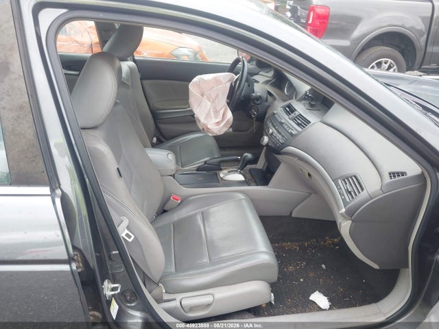 45923888 :رقم المزاد ، 1HGCP268X8A161125 vin ، 2008 Honda Accord 2.4 Ex-l مزاد بيع