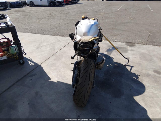 Auction sale of the 2025 Suzuki Gsx-r1000, vin: JS1DM11F0S7100084, lot number: 45923905