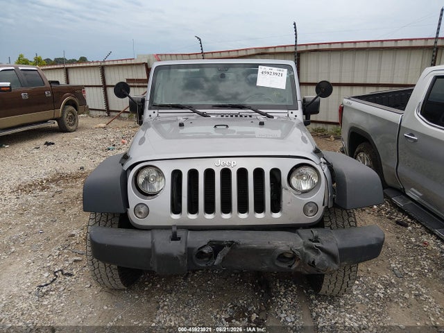 Auction sale of the 2016 Jeep Wrangler Unlimited Sport, vin: 1C4BJWDG9GL139892, lot number: 45923921