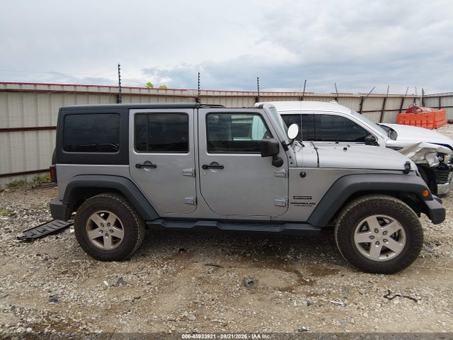 Auction sale of the 2016 Jeep Wrangler Unlimited Sport, vin: 1C4BJWDG9GL139892, lot number: 45923921