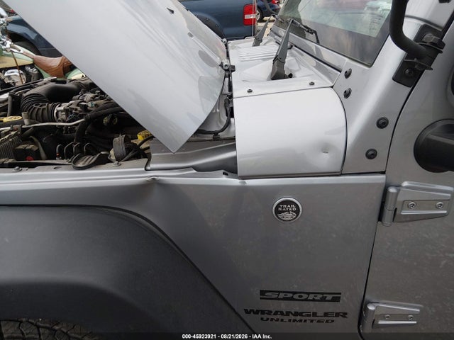 Auction sale of the 2016 Jeep Wrangler Unlimited Sport, vin: 1C4BJWDG9GL139892, lot number: 45923921
