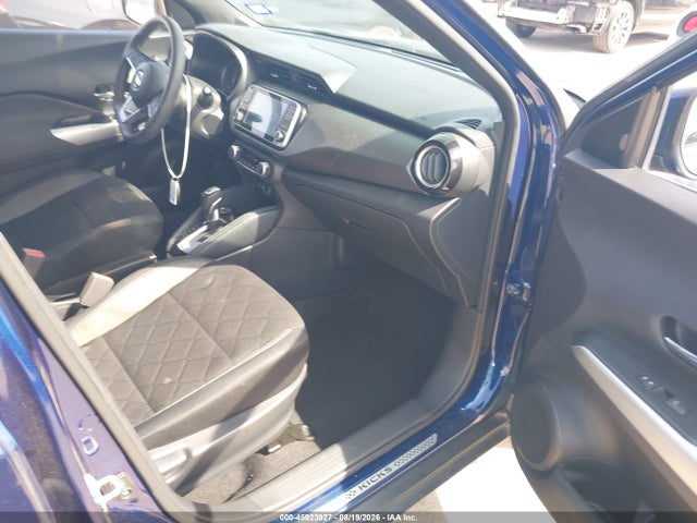 45923927 :رقم المزاد ، 3N1CP5CU8KL493634 vin ، 2019 Nissan Kicks Sv مزاد بيع