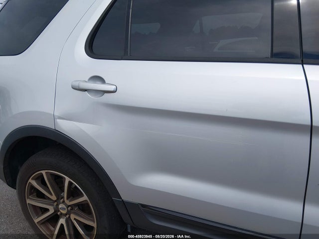 45923945 :رقم المزاد ، 1FM5K7D88FGA31422 vin ، 2015 Ford Explorer Xlt مزاد بيع