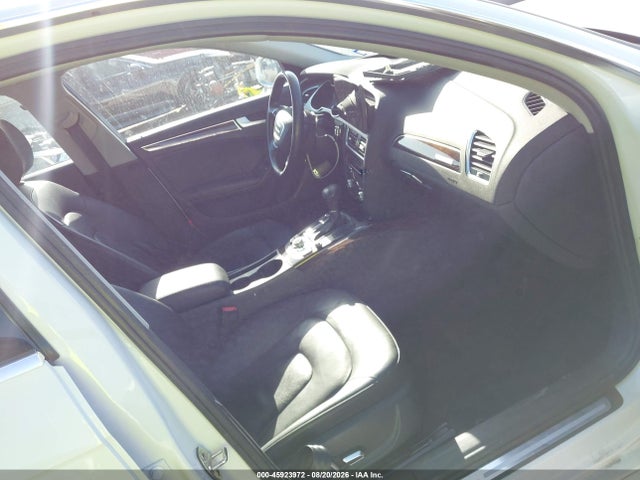 2015 Audi A4 2.0t Premium მანქანა იყიდება აუქციონზე, vin: WAUBFAFLXFN015077, აუქციონის ნომერი: 45923972