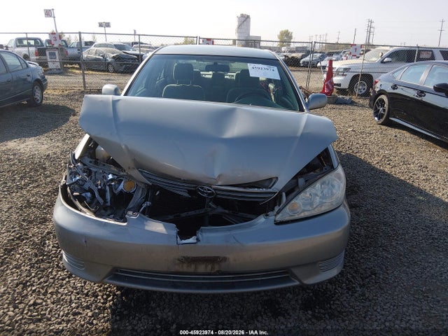 Продажа на аукционе авто 2005 Toyota Camry Le, vin: 4T1BE32K45U509949, номер лота: 45923974