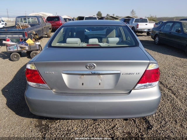 Продажа на аукционе авто 2005 Toyota Camry Le, vin: 4T1BE32K45U509949, номер лота: 45923974