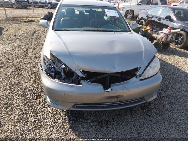 Продажа на аукционе авто 2005 Toyota Camry Le, vin: 4T1BE32K45U509949, номер лота: 45923974