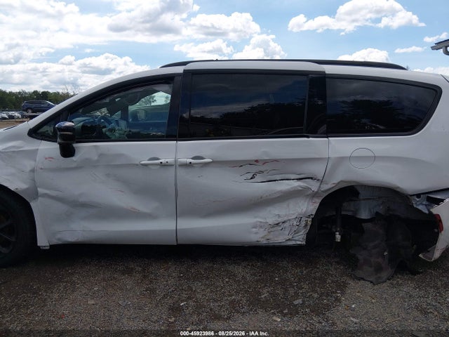 Продаж на аукціоні авто 2025 Chrysler Pacifica Limited, vin: 2C4RC1GGXSR524756, номер лоту: 45923986