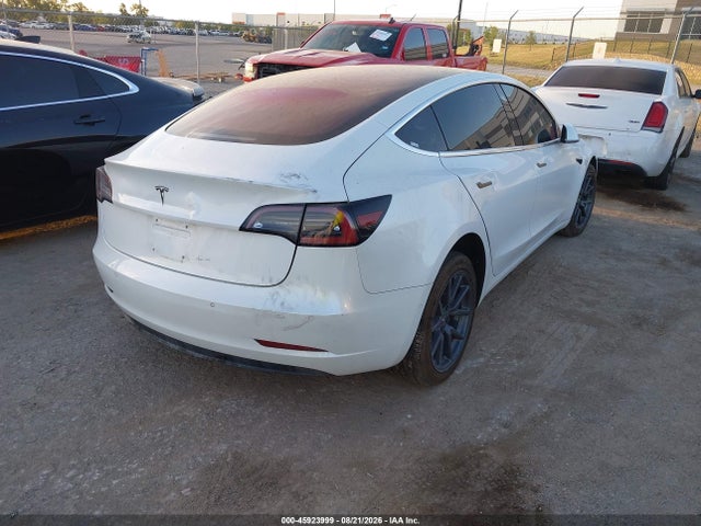 Продаж на аукціоні авто 2018 Tesla Model 3 Long Range/mid Range, vin: 5YJ3E1EA8JF035345, номер лоту: 45923999