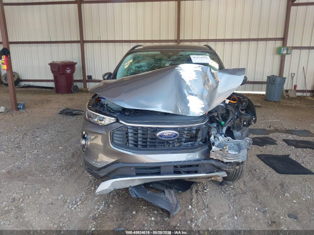 Продаж на аукціоні авто 2024 Ford Escape Phev, vin: 1FMCU0E17RUB54337, номер лоту: 45924018