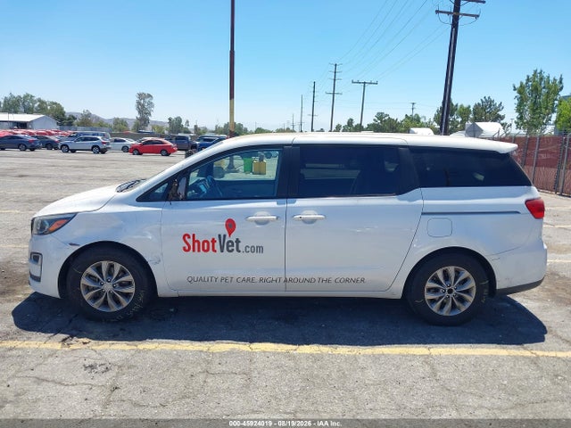 KIA SEDONA LX 2019 KNDMB5C19K6567434 Image 14