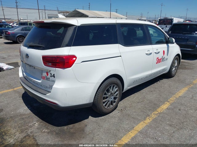 KIA SEDONA LX 2019 KNDMB5C19K6567434 Image 4