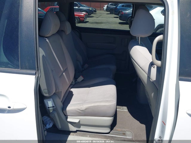 KIA SEDONA LX 2019 KNDMB5C19K6567434 Image 8