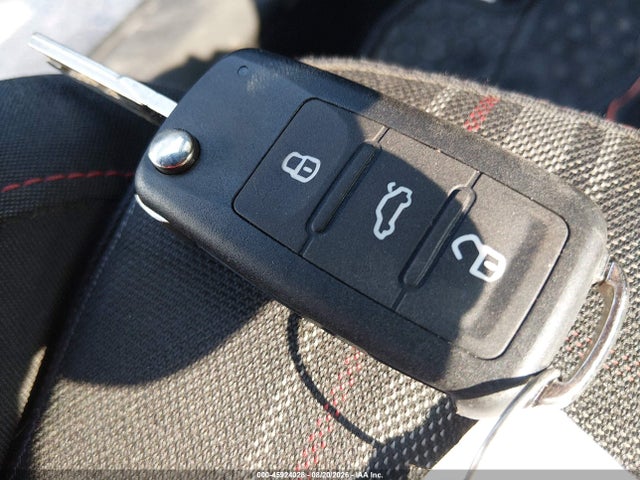2012 Volkswagen Gti 4-door მანქანა იყიდება აუქციონზე, vin: WVWGV7AJXCW295495, აუქციონის ნომერი: 45924028