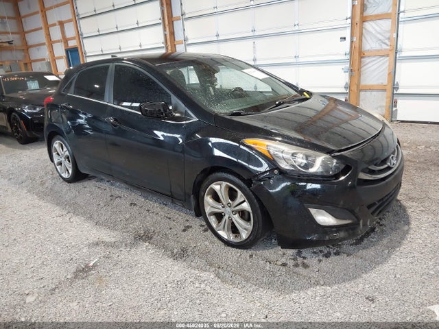 2013 Hyundai Elantra Gt მანქანა იყიდება აუქციონზე, vin: KMHD35LE6DU073218, აუქციონის ნომერი: 45924035