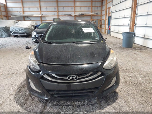 2013 Hyundai Elantra Gt მანქანა იყიდება აუქციონზე, vin: KMHD35LE6DU073218, აუქციონის ნომერი: 45924035