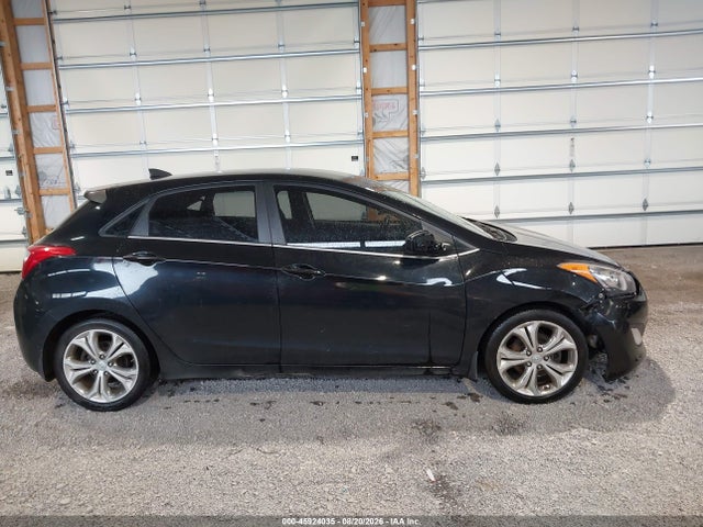 2013 Hyundai Elantra Gt მანქანა იყიდება აუქციონზე, vin: KMHD35LE6DU073218, აუქციონის ნომერი: 45924035