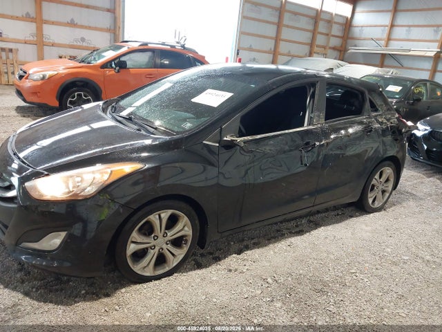 2013 Hyundai Elantra Gt მანქანა იყიდება აუქციონზე, vin: KMHD35LE6DU073218, აუქციონის ნომერი: 45924035