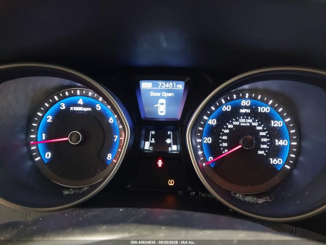 2013 Hyundai Elantra Gt მანქანა იყიდება აუქციონზე, vin: KMHD35LE6DU073218, აუქციონის ნომერი: 45924035