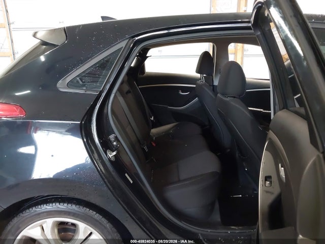 2013 Hyundai Elantra Gt მანქანა იყიდება აუქციონზე, vin: KMHD35LE6DU073218, აუქციონის ნომერი: 45924035