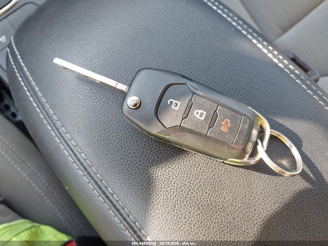 45924038 :رقم المزاد ، 1FMCU9F64NUB51050 vin ، 2022 Ford Escape S مزاد بيع