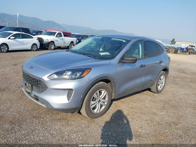 45924038 :رقم المزاد ، 1FMCU9F64NUB51050 vin ، 2022 Ford Escape S مزاد بيع