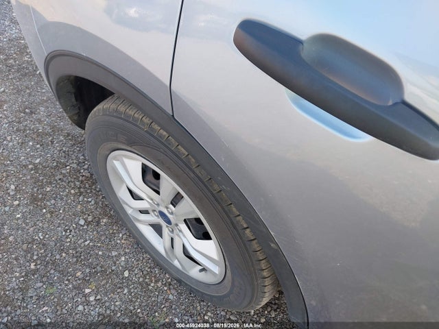 45924038 :رقم المزاد ، 1FMCU9F64NUB51050 vin ، 2022 Ford Escape S مزاد بيع