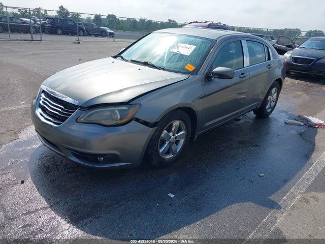2011 Chrysler 200 S მანქანა იყიდება აუქციონზე, vin: 1C3BC8FG3BN615848, აუქციონის ნომერი: 45924046