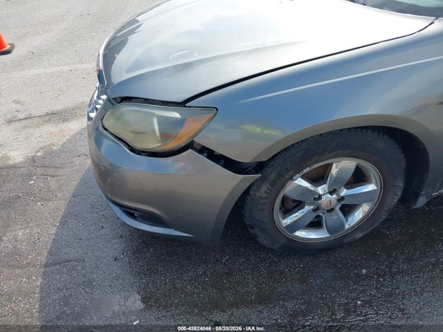 2011 Chrysler 200 S მანქანა იყიდება აუქციონზე, vin: 1C3BC8FG3BN615848, აუქციონის ნომერი: 45924046