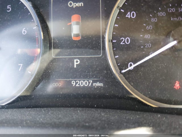 45924072 :رقم المزاد ، JTHBA1D29H5058709 vin ، 2017 Lexus Is 200t مزاد بيع