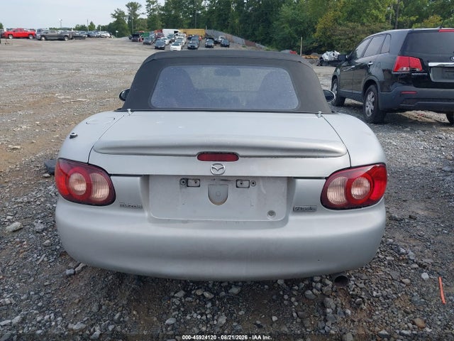 45924120 :رقم المزاد ، JM1NB353940401900 vin ، 2004 Mazda Mx-5 Miata Cloth مزاد بيع