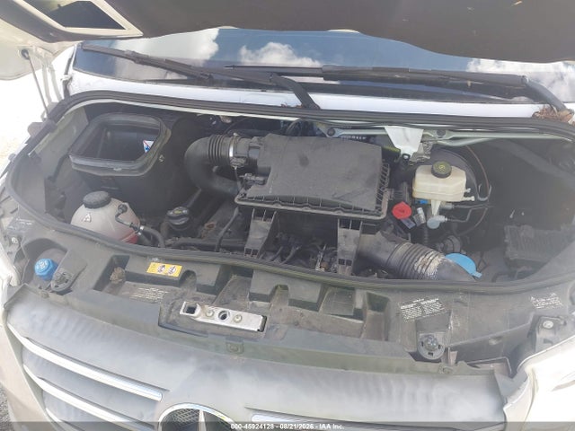 45924128 :رقم المزاد ، WDAPF4CD6KN033970 vin ، 2019 Mercedes-benz Sprinter 4500 Standard Roof V6 مزاد بيع