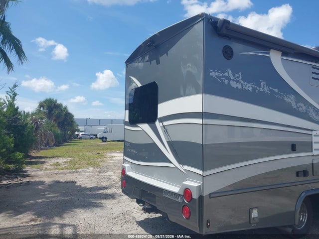 45924128 :رقم المزاد ، WDAPF4CD6KN033970 vin ، 2019 Mercedes-benz Sprinter 4500 Standard Roof V6 مزاد بيع