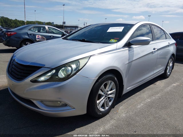2013 Hyundai Sonata Gls მანქანა იყიდება აუქციონზე, vin: 5NPEB4AC3DH690500, აუქციონის ნომერი: 45924189