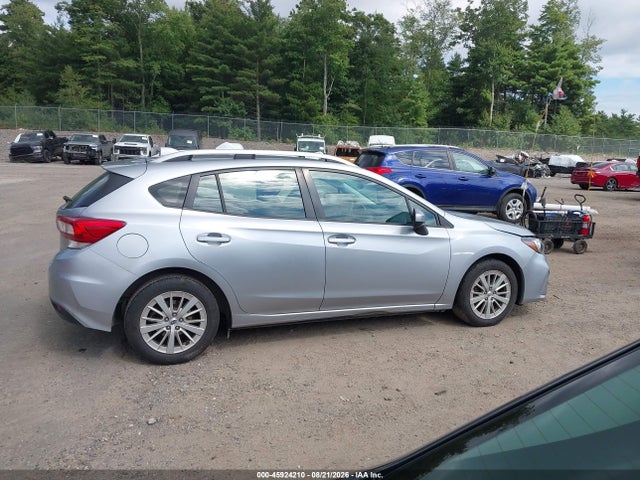 Продаж на аукціоні авто 2017 Subaru Impreza 2.0i Premium, vin: 4S3GTAD68H3753246, номер лоту: 45924210