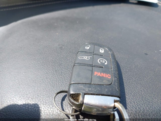 2015 Jeep Grand Cherokee Overland მანქანა იყიდება აუქციონზე, vin: 1C4RJFCT1FC712795, აუქციონის ნომერი: 45924226
