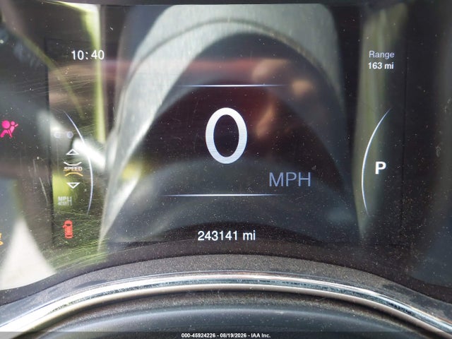 2015 Jeep Grand Cherokee Overland მანქანა იყიდება აუქციონზე, vin: 1C4RJFCT1FC712795, აუქციონის ნომერი: 45924226