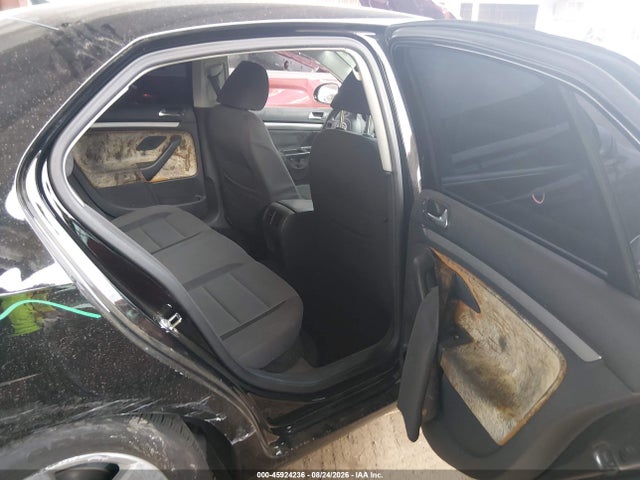 Продажа на аукционе авто 2010 Volkswagen Jetta S, vin: 3VWJZ7AJXAM080672, номер лота: 45924236