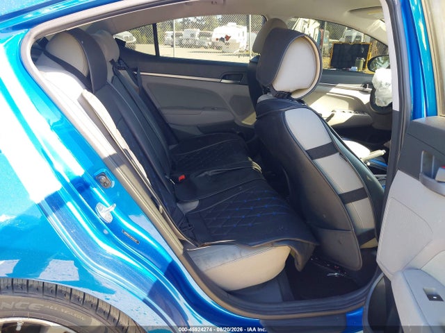 Hyundai ELANTRA SEL 2018 5NPD84LF0JH225749 Image 8