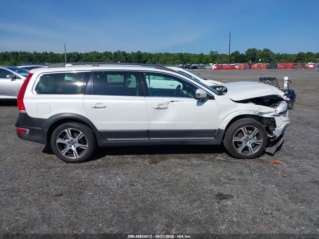 Продажа на аукционе авто 2015 Volvo Xc70 T6, vin: YV4902NK7F1212035, номер лота: 45924312