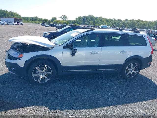 Продажа на аукционе авто 2015 Volvo Xc70 T6, vin: YV4902NK7F1212035, номер лота: 45924312