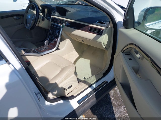Продажа на аукционе авто 2015 Volvo Xc70 T6, vin: YV4902NK7F1212035, номер лота: 45924312