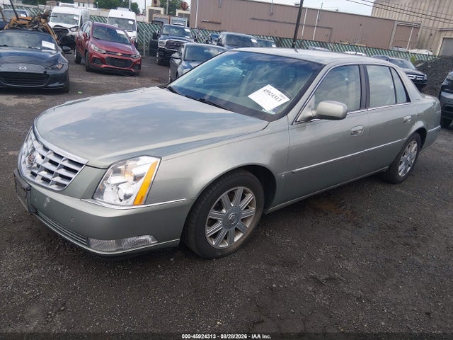 Продажа на аукционе авто 2006 Cadillac Dts 1sb, vin: 1G6KD57YX6U187547, номер лота: 45924313