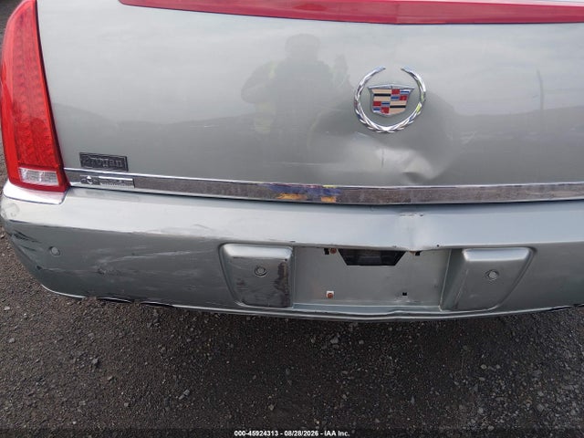 Продажа на аукционе авто 2006 Cadillac Dts 1sb, vin: 1G6KD57YX6U187547, номер лота: 45924313