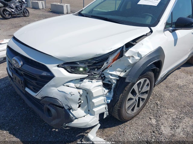 45924328 :رقم المزاد ، 4S4BTAFCXP3220340 vin ، 2023 Subaru Outback Premium مزاد بيع