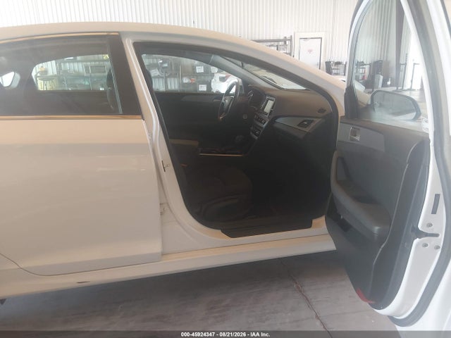 45924347 :رقم المزاد ، 5NPE24AAXJH682226 vin ، 2018 Hyundai Sonata Eco مزاد بيع