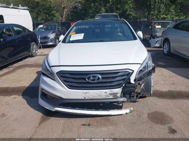 Продажа на аукционе авто 2016 Hyundai Sonata Limited, vin: 5NPE34AF8GH368284, номер лота: 45924361