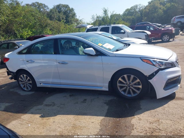 Продажа на аукционе авто 2016 Hyundai Sonata Limited, vin: 5NPE34AF8GH368284, номер лота: 45924361